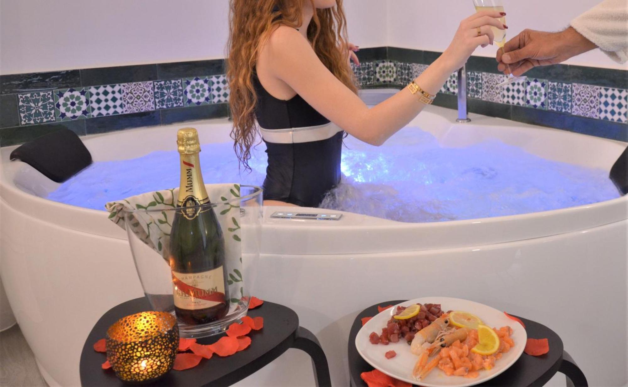 The Court Suites & Spa Таранто Екстер'єр фото